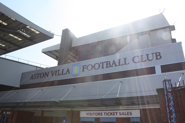 法媒：姆巴佩向巴黎索赔2.4亿欧，大巴黎反诉要求赔1.4亿（法媒称：姆巴佩向巴黎追偿2.4亿欧元，巴黎圣日耳曼反诉索要1.4亿）