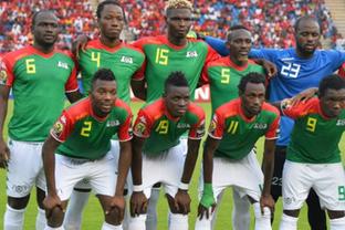 体坛：夏窗不少意向球员在了解亚泰队资金状况后都选择了观望